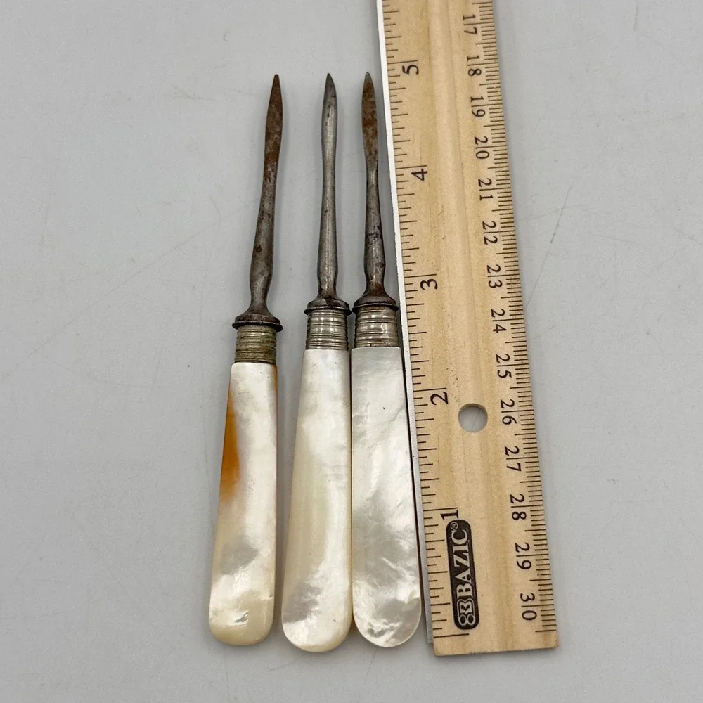 Antique Mother of Pearl Nut Picks Stilettos Set of 3 Victorian‎ Shell Handles